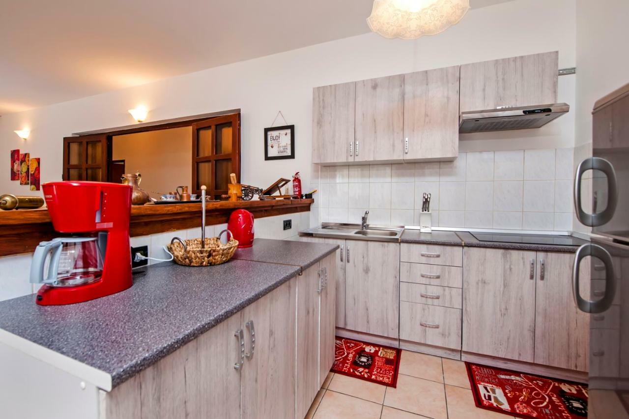 Apartment St. Antonio Rovigno Esterno foto